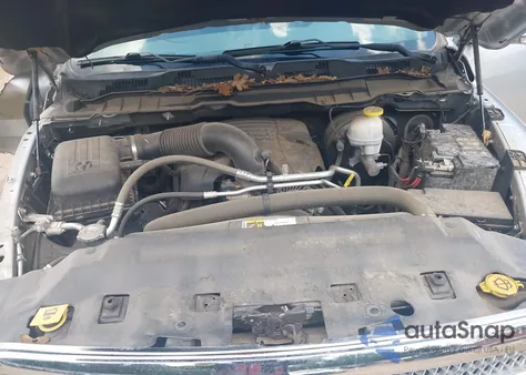 2018 Ram 1500 Lone Star Silver 4X4 5'7 Box z USA, uszkodzony, nr VIN 1C6RR7LT7JS279021